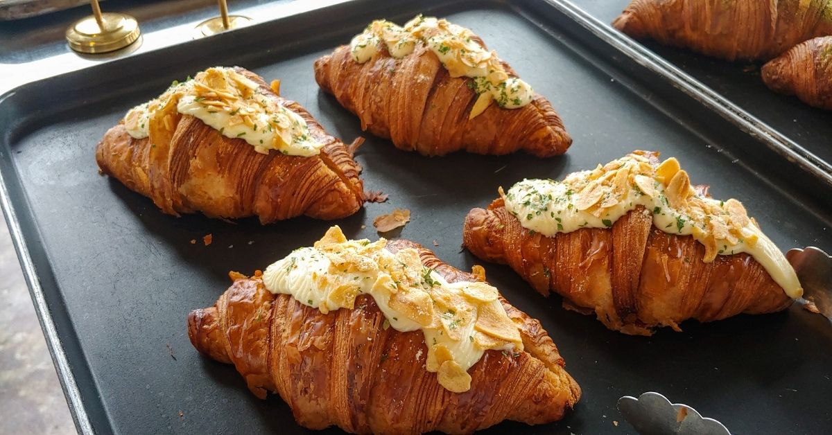 croissant bread